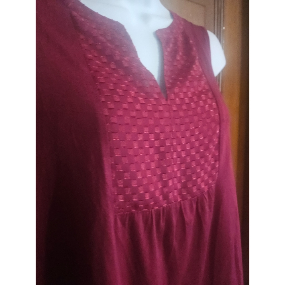 NEW Split Neck Geometric Print Semi Sheer Knit Top - Picture 4 of 12